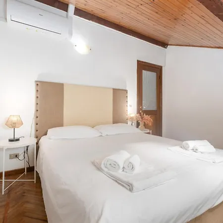 Appartement La Mansarda Del Borgo *