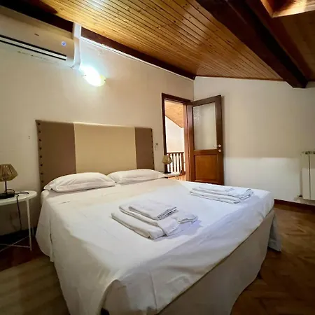 La Mansarda Del Borgo Appartement Chiavari