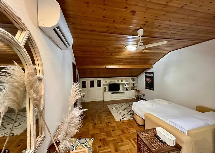 La Mansarda Del Borgo Apartamento Chiavari